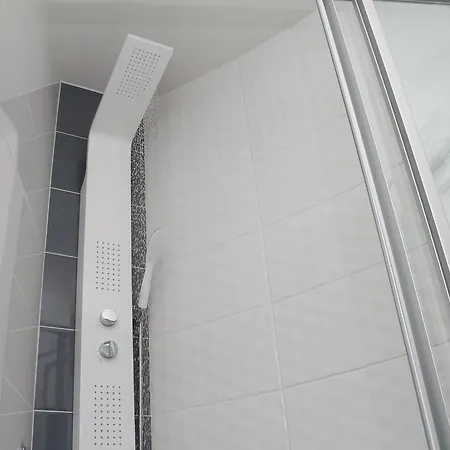 Διαμέρισμα Modern Μακάρσκα