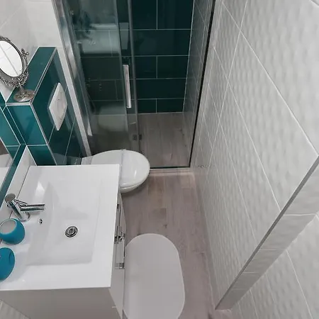 Modern Μακάρσκα