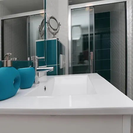 Διαμέρισμα Modern Μακάρσκα