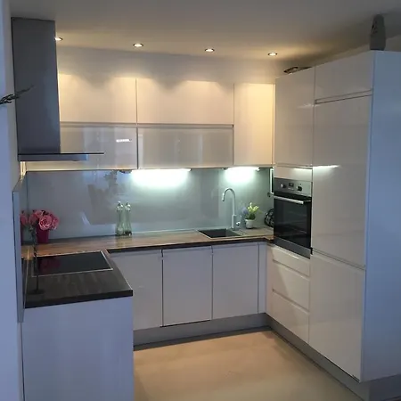 Διαμέρισμα Modern Μακάρσκα